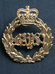2nd Dragoon Guards (Queen's Bays) Cap Badge Image 2