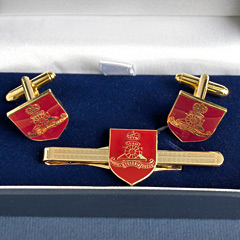Royal Artillery boxed cufflink and tie bar Image 2