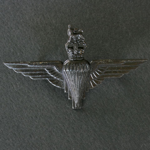 Product : Parachute Regiment Cap Badge - Dark Bronze : from the ...