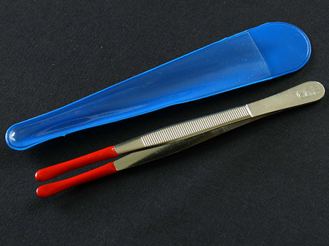 Tweezers